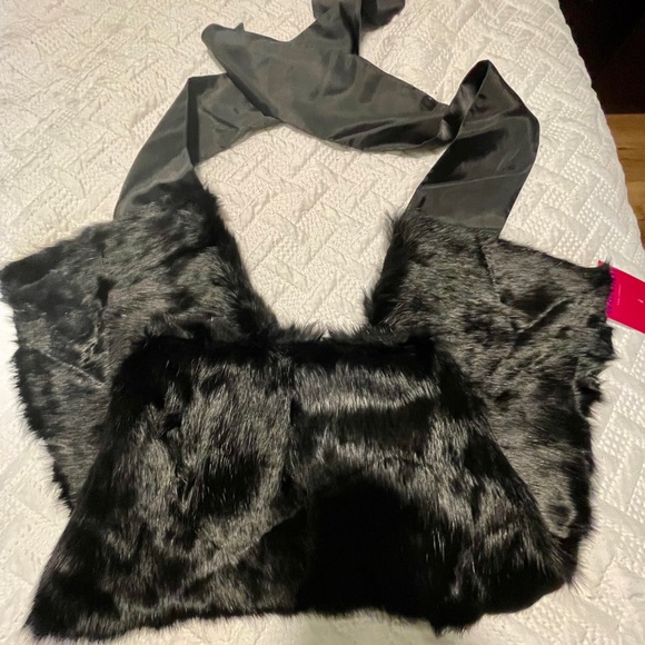 NWT rabbit fur shawl wrap - Picture 1 of 5